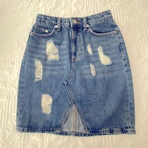 Forever 21 distressed jean skirt